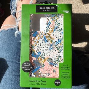 kate spade New York Floral MagSafe iphone 16 phone Case